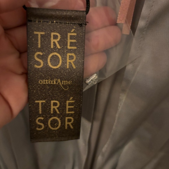 Gorgeous Italian made sequined silver dress NWT Ottod'ame - Picture 6 of 6